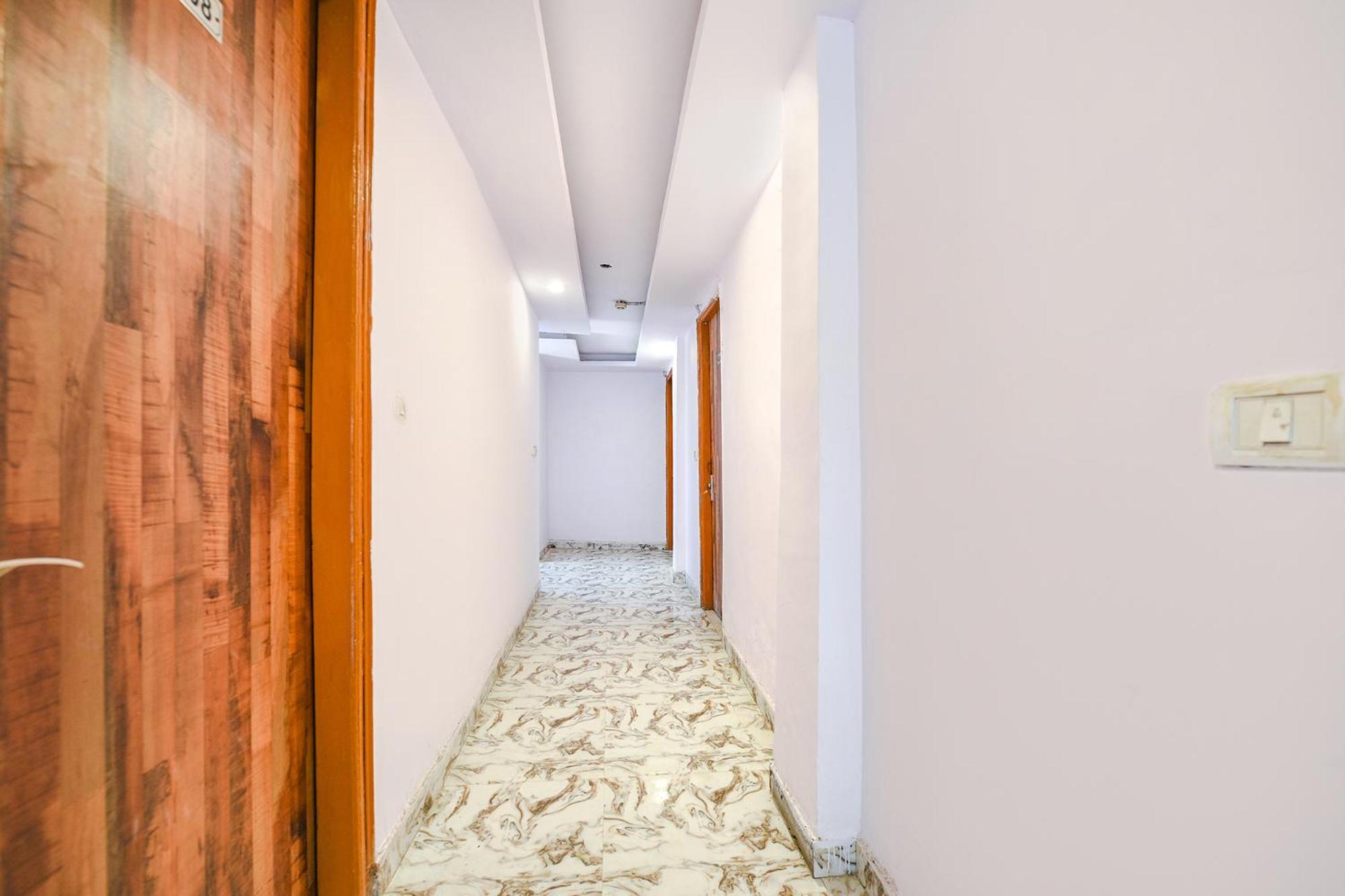 Fabhotel Pp Residency Tilak Nagar Нью-Дели Экстерьер фото