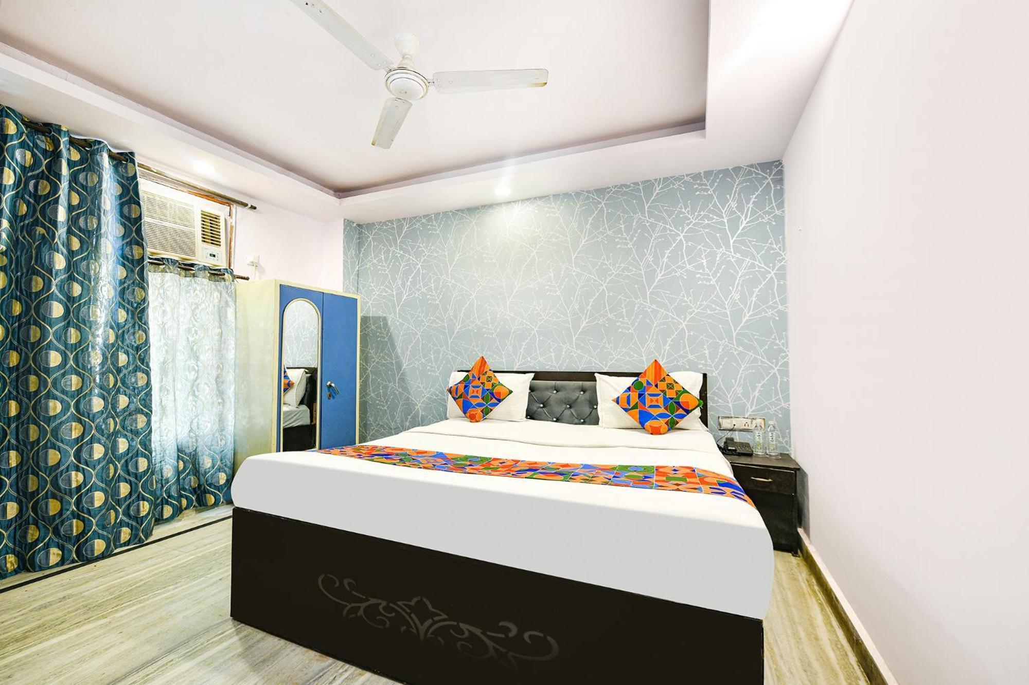 Fabhotel Pp Residency Tilak Nagar Нью-Дели Экстерьер фото