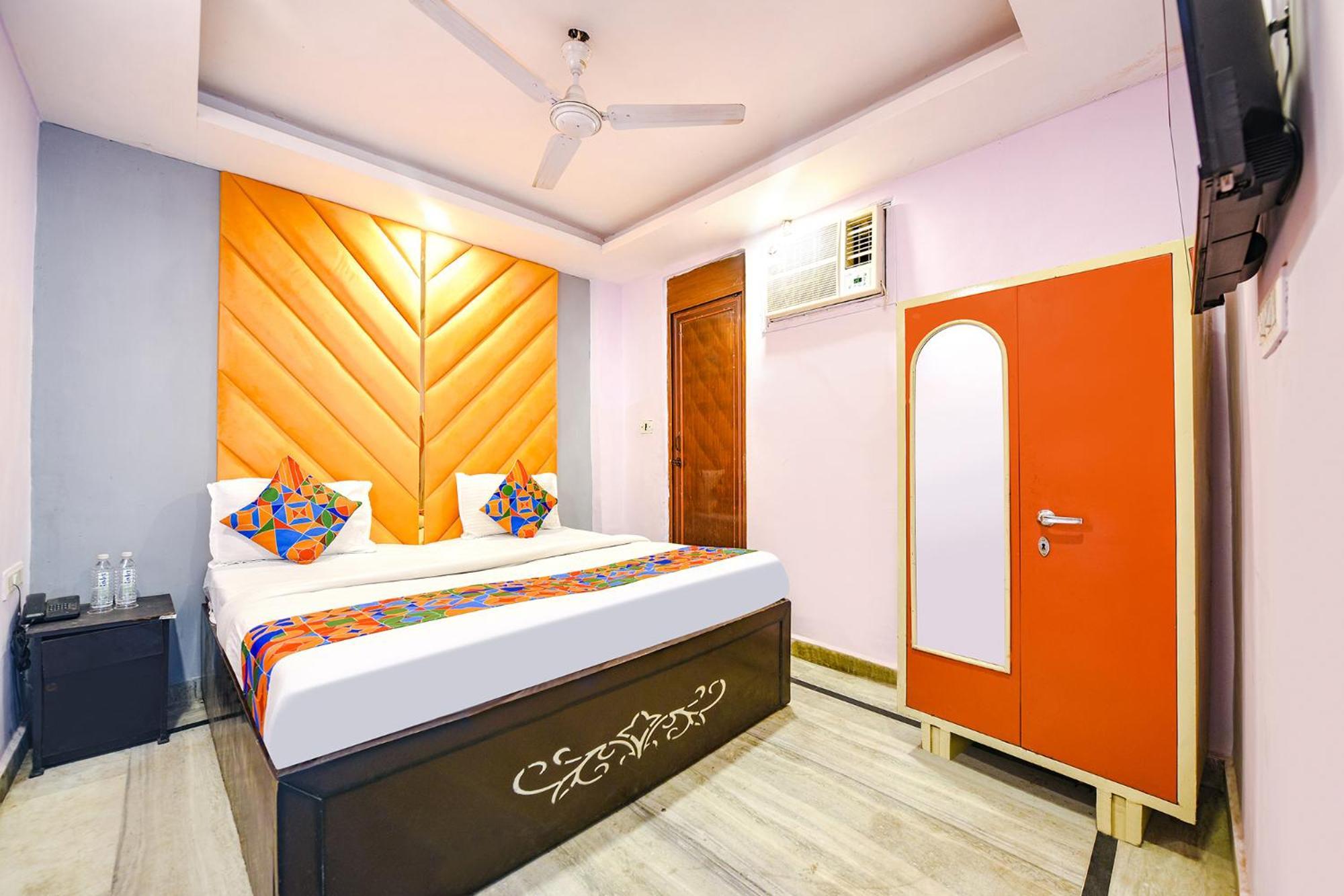 Fabhotel Pp Residency Tilak Nagar Нью-Дели Экстерьер фото