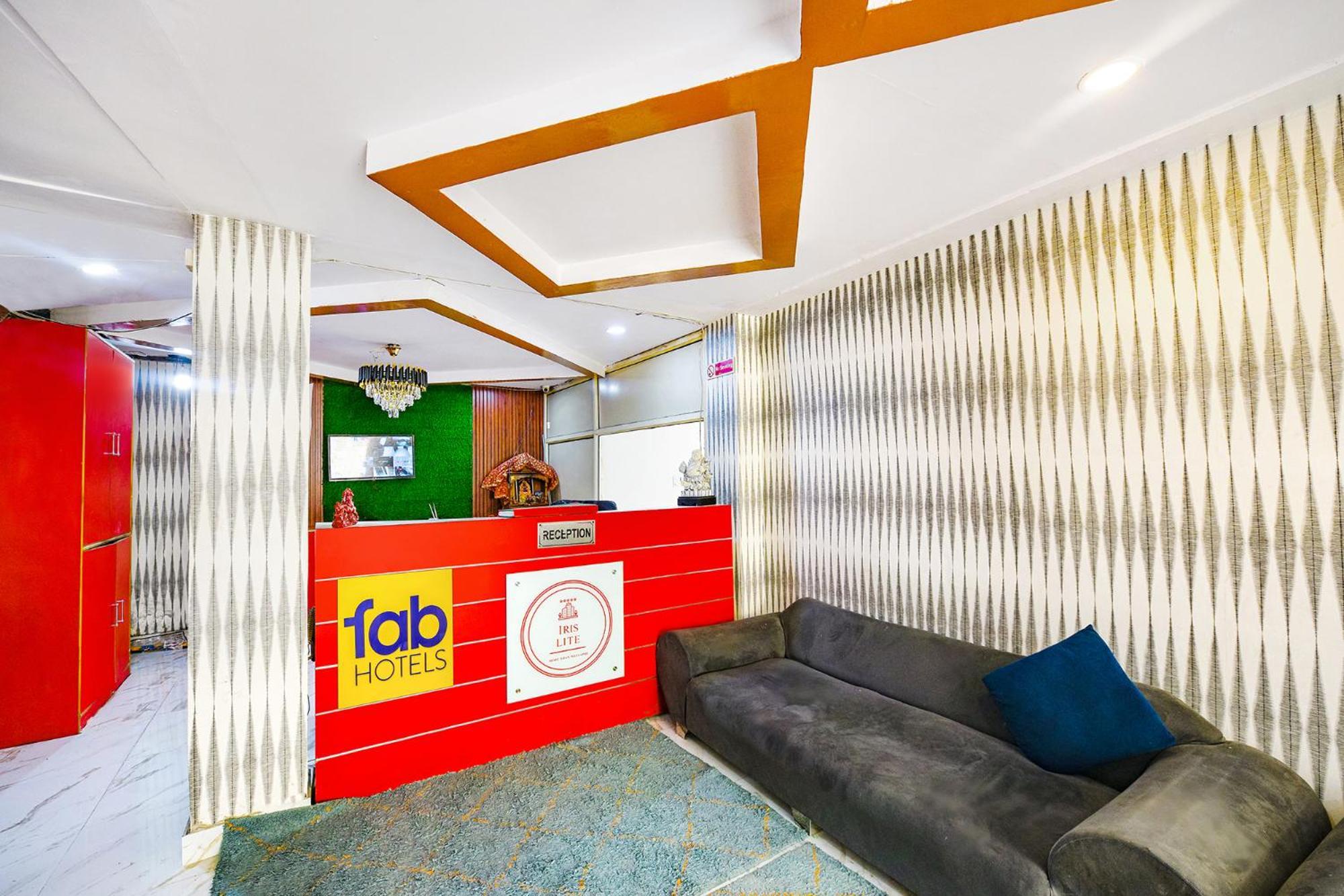 Fabhotel Pp Residency Tilak Nagar Нью-Дели Экстерьер фото